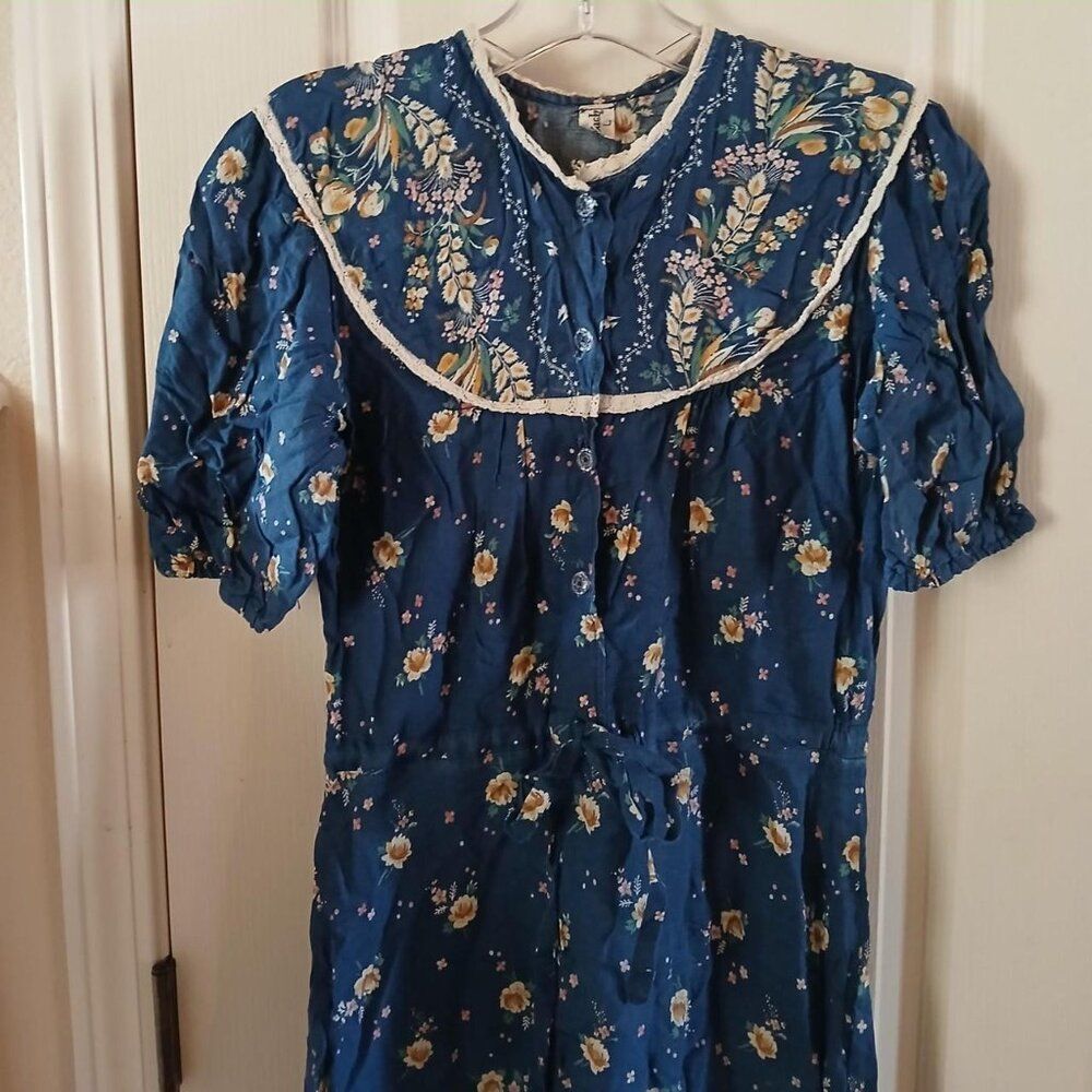 VTG Cottagecore Prairie Navy Floral A-Line Dress Button Bib Collar Lace Trim L - Picture 2 of 8